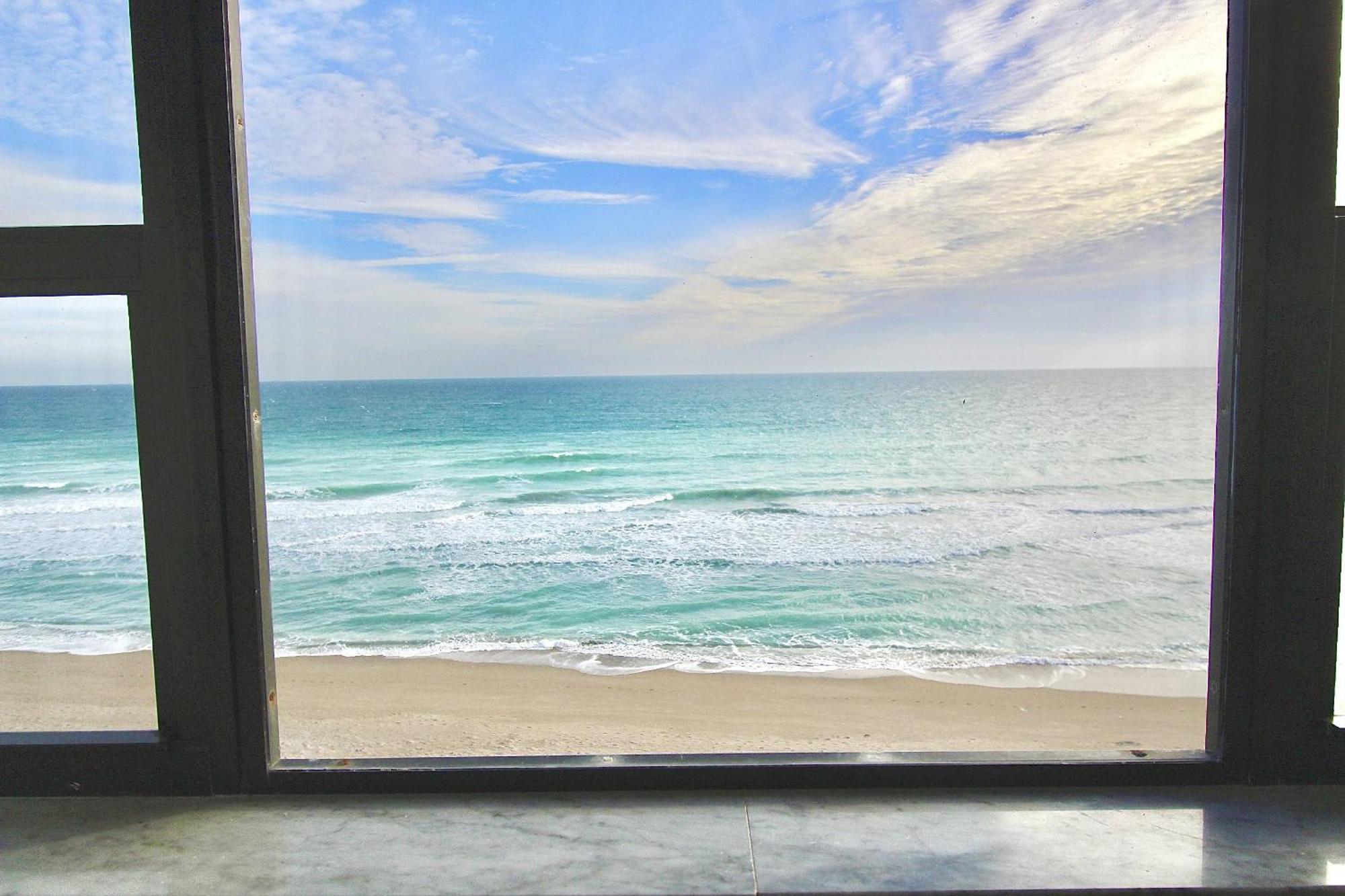 ג'נסן ביץ' Ocean Breeze Condo מראה חיצוני תמונה